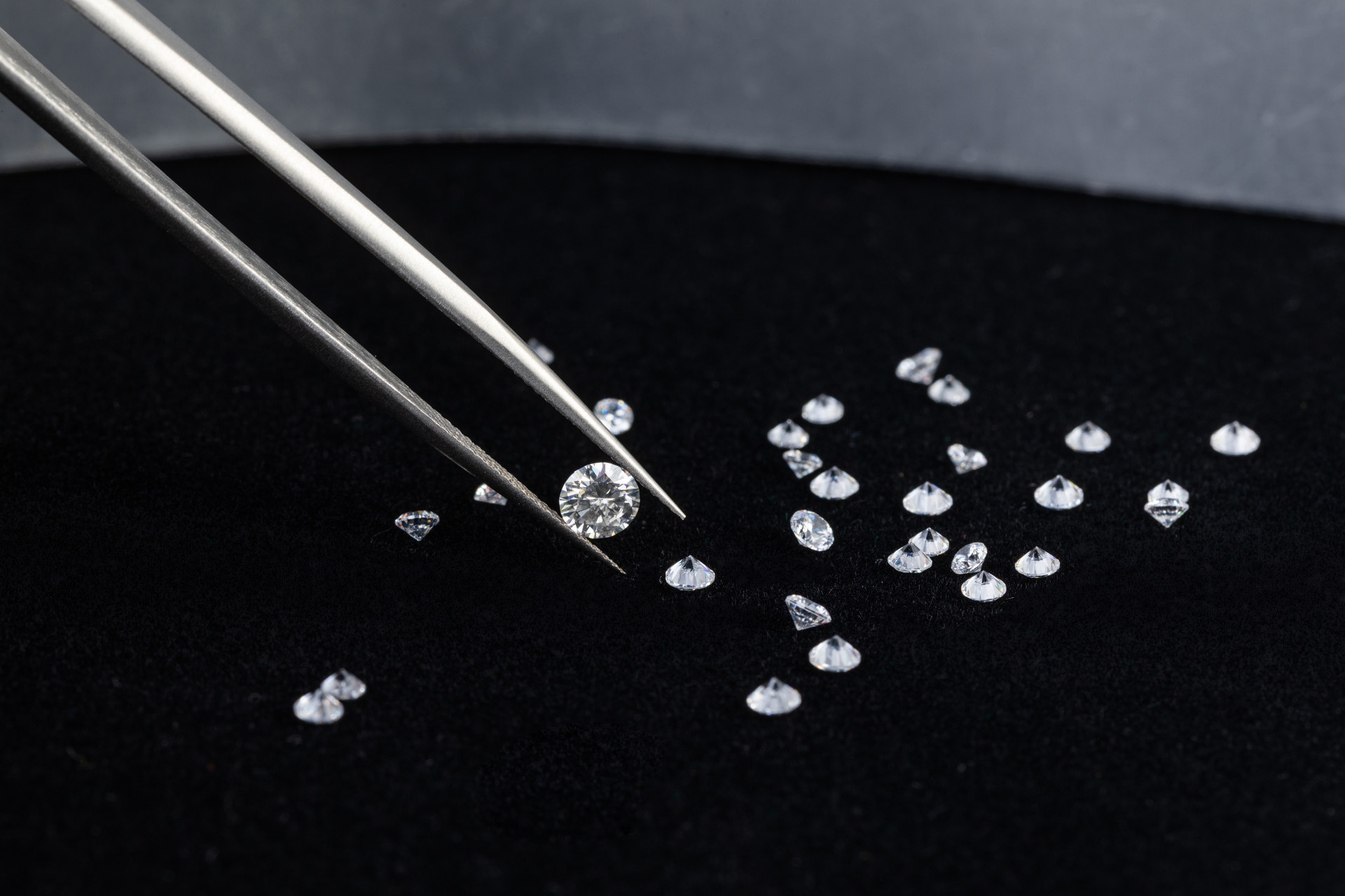 摄图网_501612192_banner_高端一克拉钻石静物（非企业商用） (1)